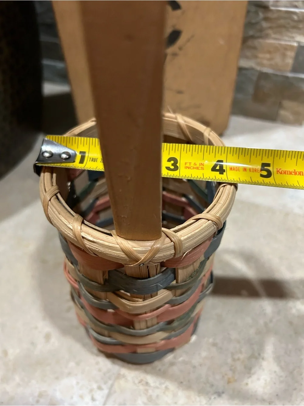 Vintage single-handled woven splint wood wine basket
